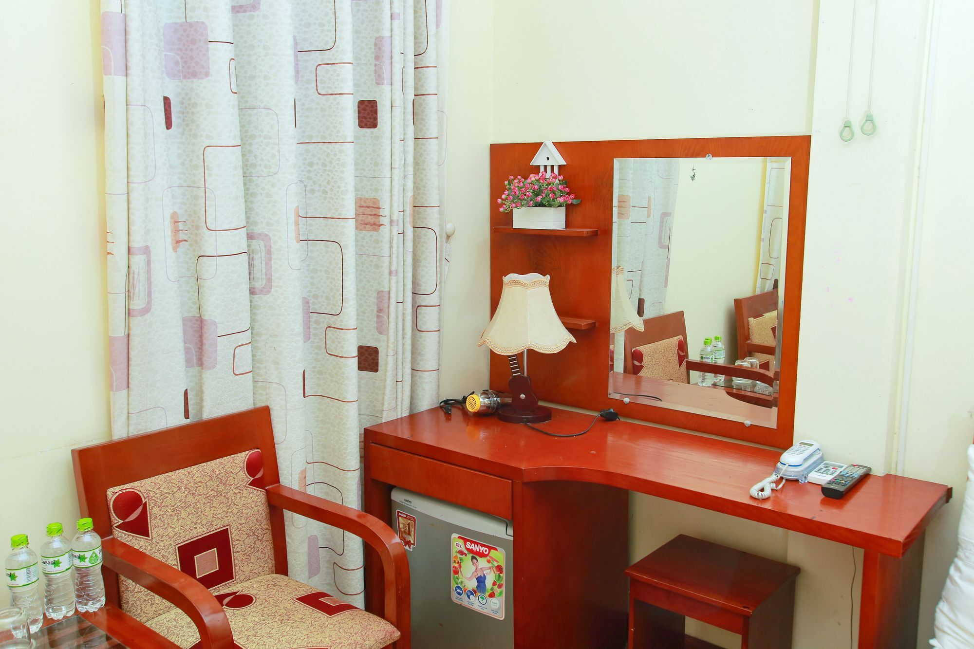 Reddoorz Near Hanoi Railway Station Exterior foto